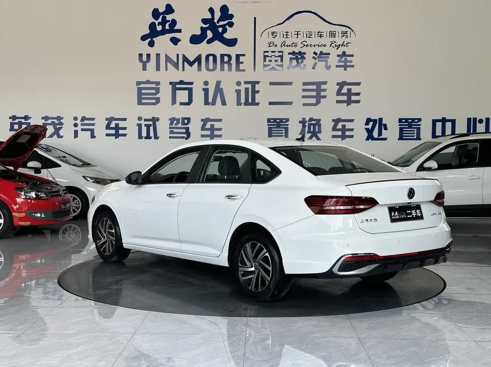 Volkswagen Lavida Lavida 2024 300TSI DSG Starry Sky Leading Edition 2024 — миниатюра 2