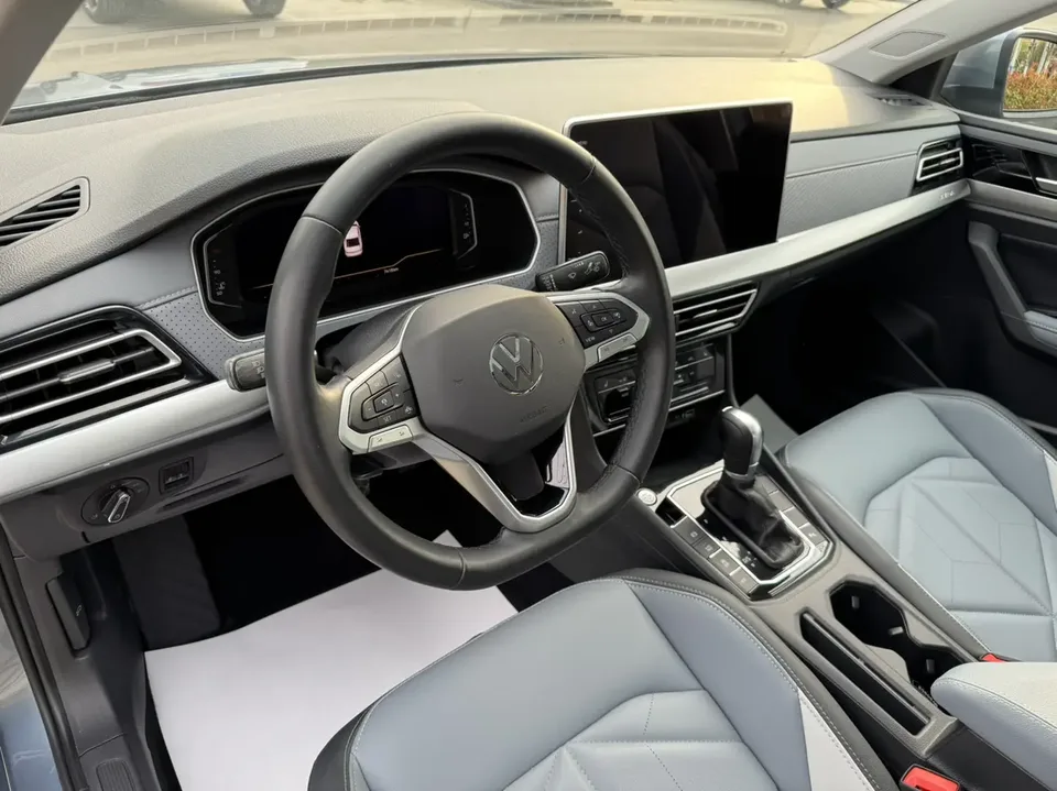 Volkswagen Lavida Lavida 2023 280TSI DSG Forever Edition 2022 — миниатюра 4