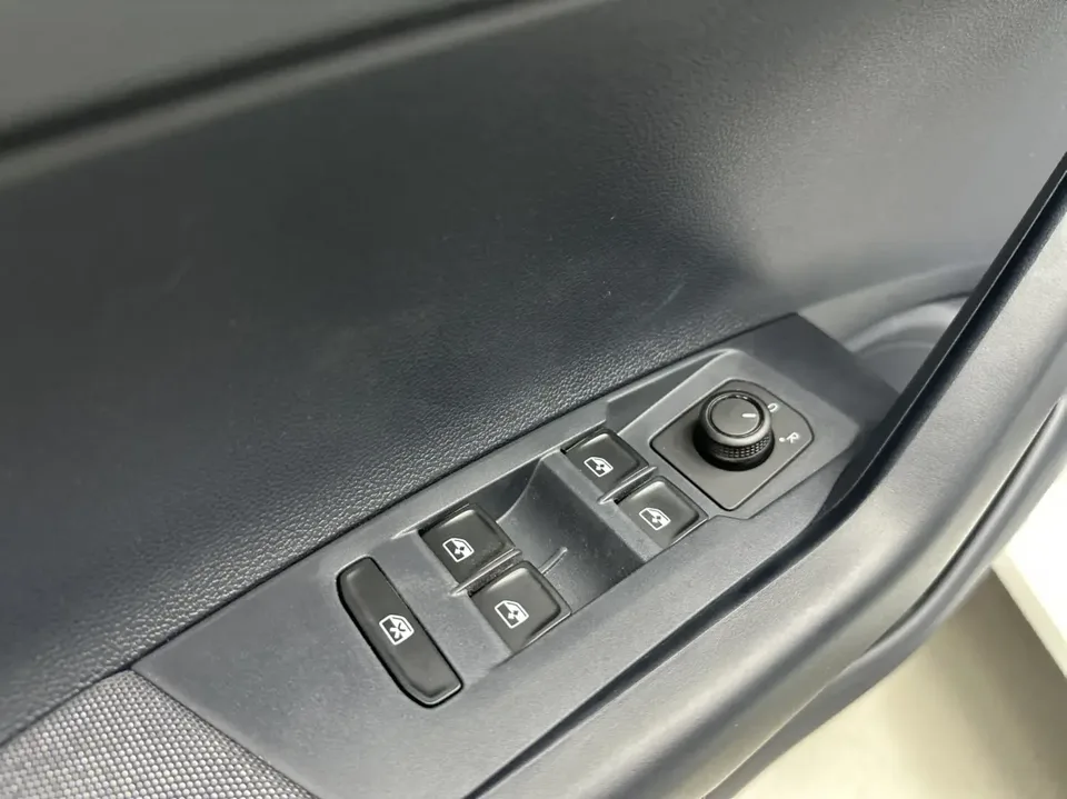 Volkswagen Lavida Volkswagen Lavida Elite 1.5L Outstanding New Edition 2026 — миниатюра 5