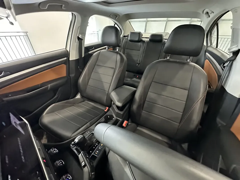 Volkswagen Bora Bora 2024 200TSI DSG Joy Edition 2024 — thumbnail 3