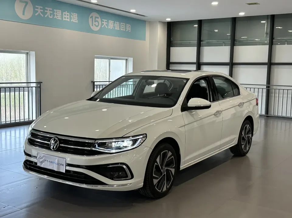 Volkswagen Bora Bora 2024 200TSI DSG Joy Edition 2024 — photo 1, buy with delivery to Moscow