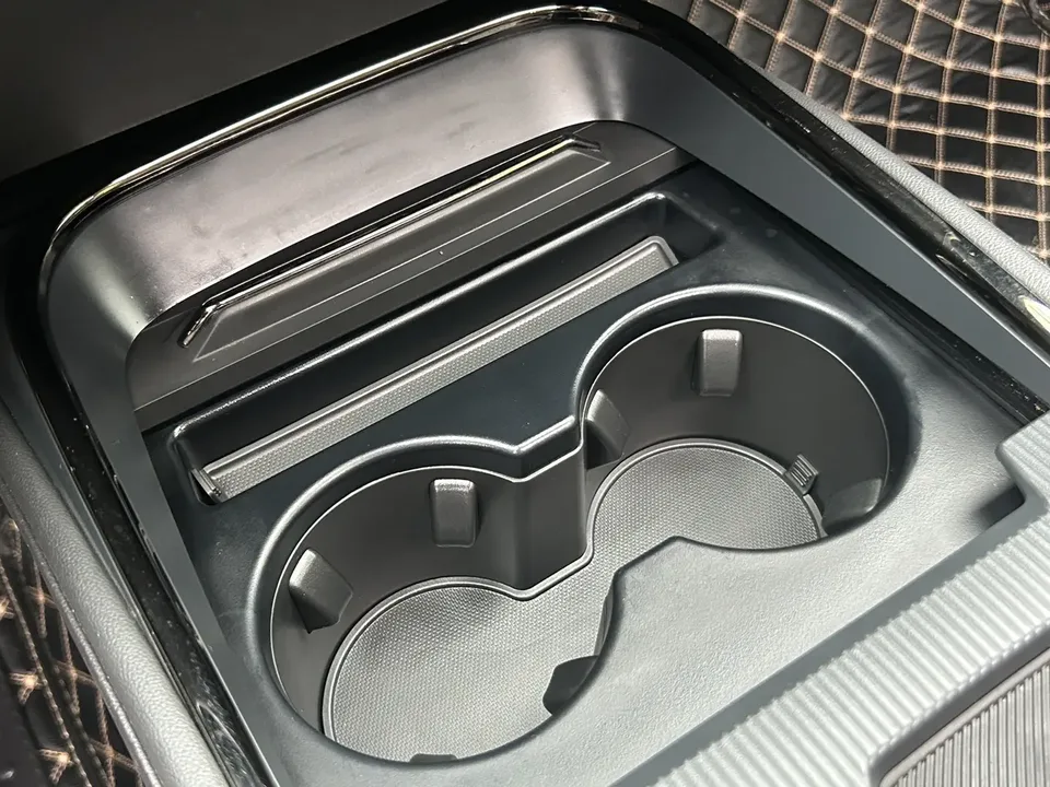 Ford Mondeo Mondeo EcoBoost 180 Luxury 2024 — миниатюра 4