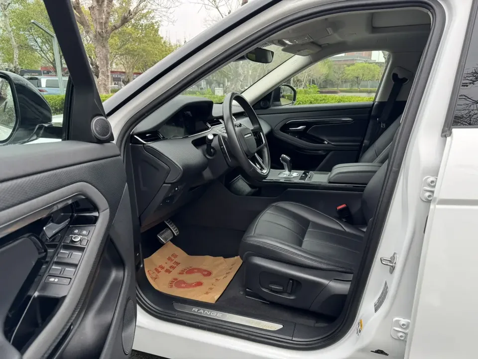 Land Rover Range Rover Evoque Aurora L 200PS R-Dynamic Standard Elite Edition 2023 — миниатюра 3