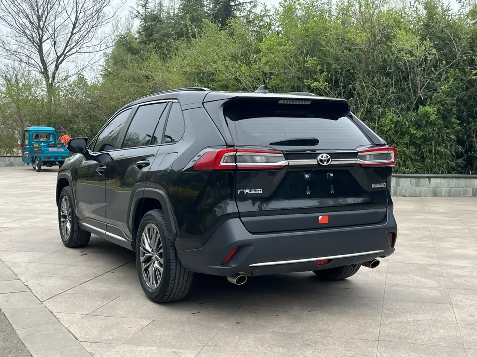 Toyota Willanda 2.0L two-wheel drive luxury PLUS version 2023 — миниатюра 2