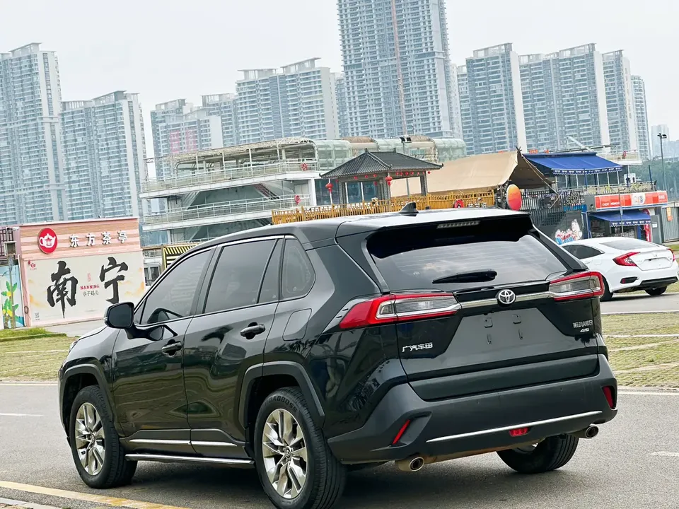 Toyota Willanda 2.0L four-wheel drive luxury version 2022 — миниатюра 2