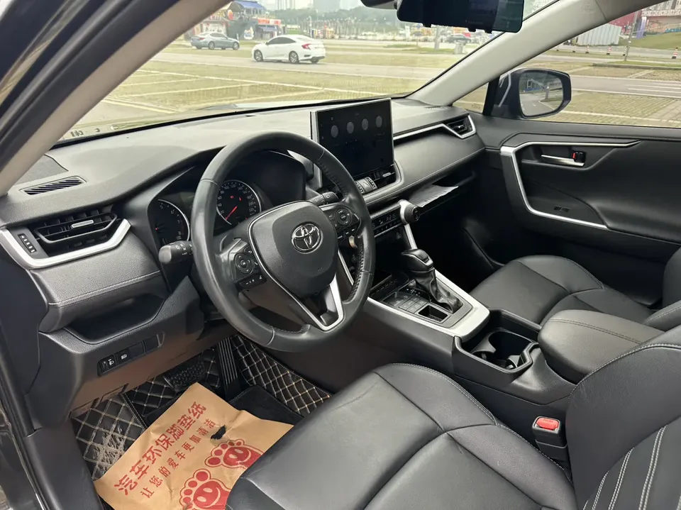 Toyota Willanda 2.0L four-wheel drive luxury version 2022 — миниатюра 5