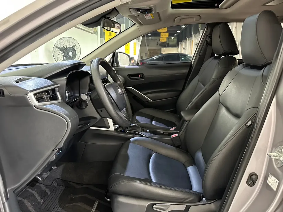 Toyota CorollaCross 2.0L Elite Edition 2022 — миниатюра 4