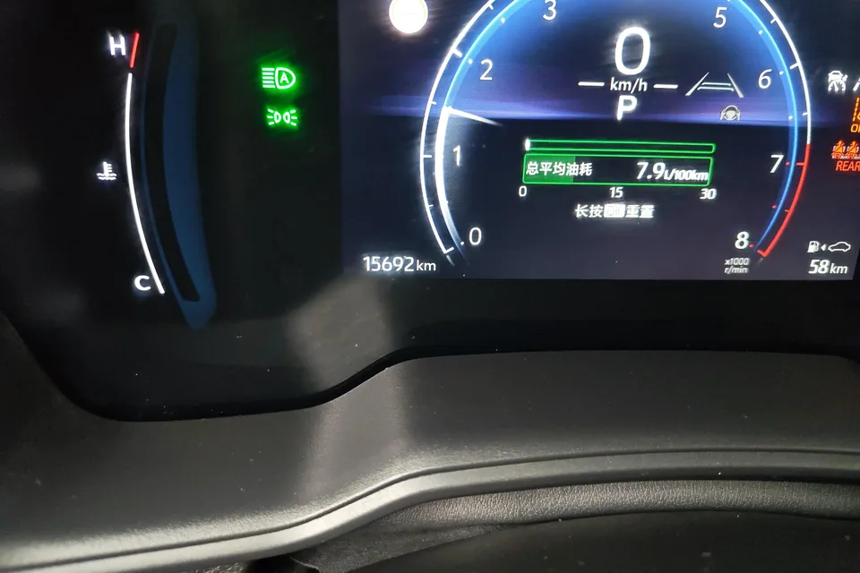 Toyota CorollaCross 2.0L CVT Elite Edition 2024 — миниатюра 3