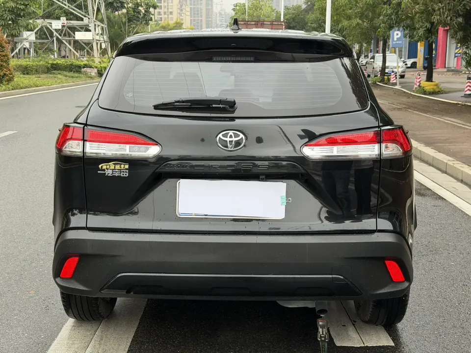 Toyota CorollaCross 2.0L Exclusive Edition 2022 — миниатюра 2