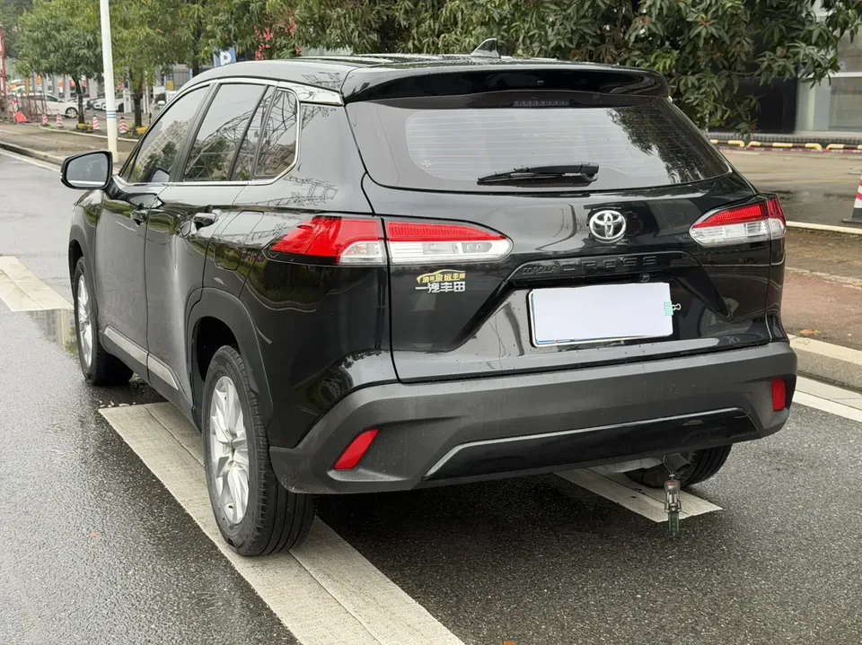 Toyota CorollaCross 2.0L Exclusive Edition 2022 — миниатюра 4
