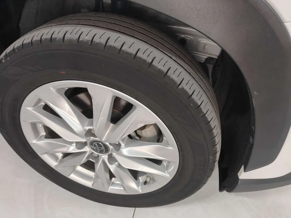 Toyota CorollaCross 2.0L Smart Electric Hybrid Dual Engine Elite Edition 2023 — миниатюра 5