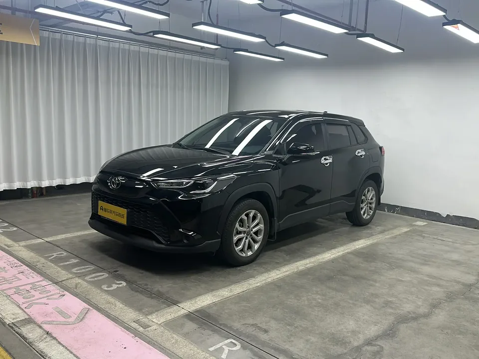 Toyota Frontlander 2024