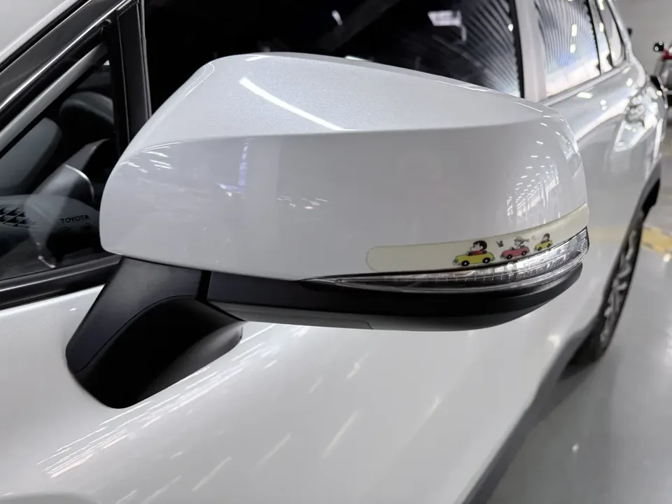 Toyota Frontlander Frontlander 2022 2.0L CVT Elite Edition 2024 — thumbnail 3