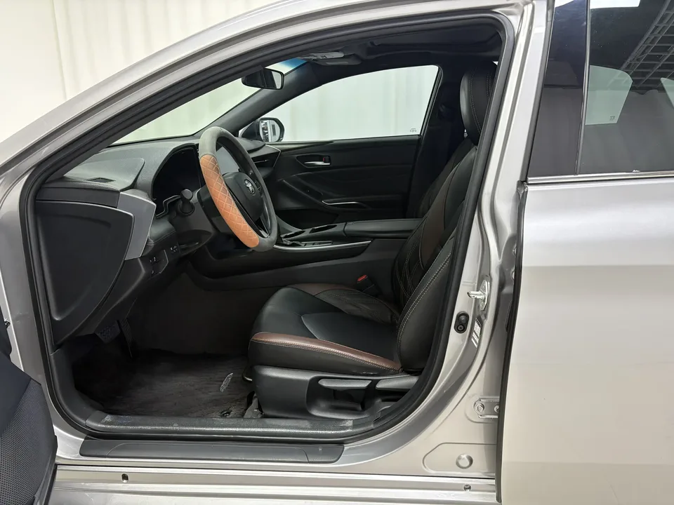 Toyota Avalon 2.0L Advanced Edition National VI 2022 — миниатюра 3
