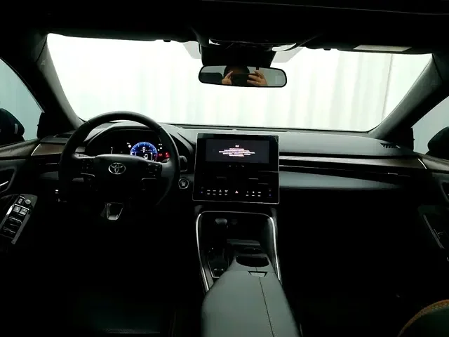 Toyota Avalon 2.0L CVT Premium Edition 2026 — миниатюра 3
