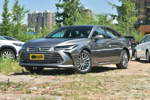 Toyota Avalon 2025 купить в Москве