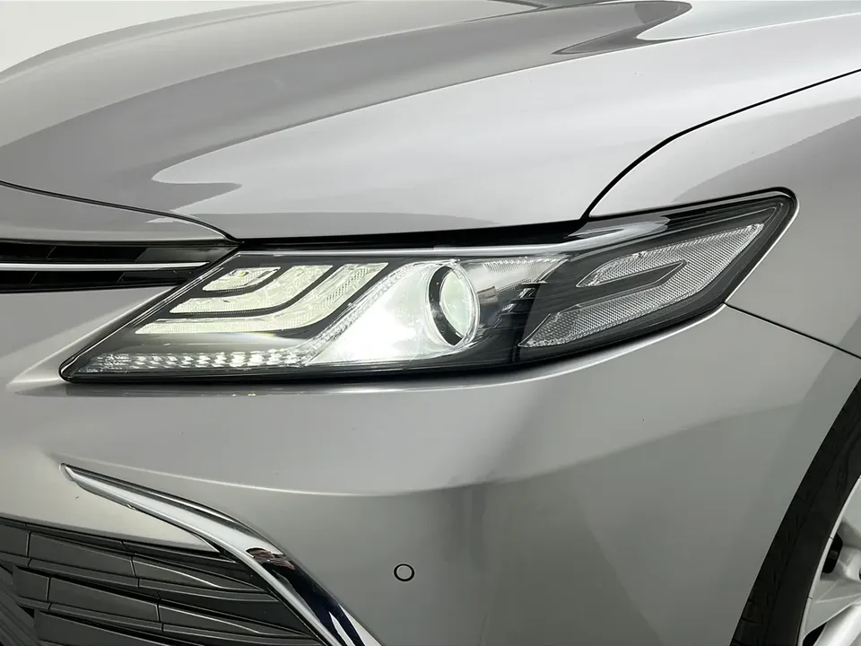 Toyota Camry 2.0G Deluxe Edition 2024 — миниатюра 4