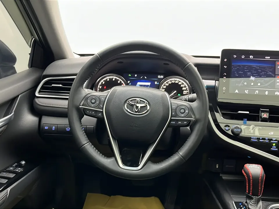 Toyota Camry 2.0G Deluxe Edition 2024 — миниатюра 5
