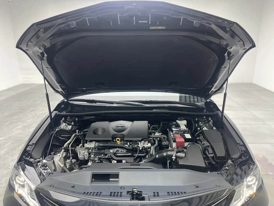 Toyota Camry 2.0E Elite Edition 2022 — миниатюра 3
