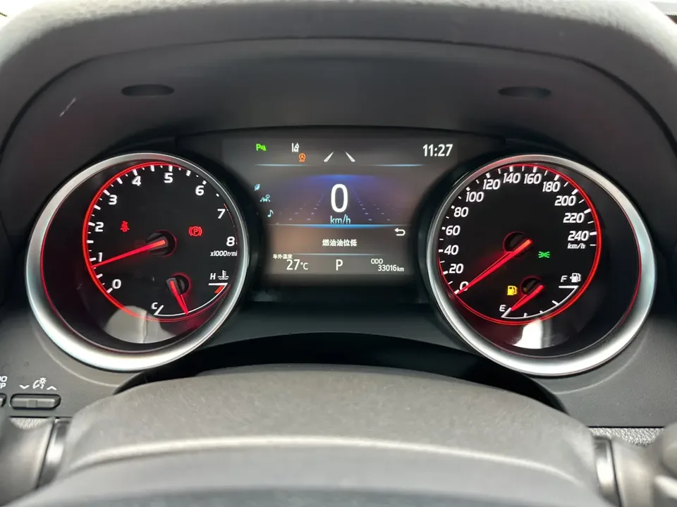 Toyota Camry 2.0S Advanced Edition 2022 — миниатюра 3