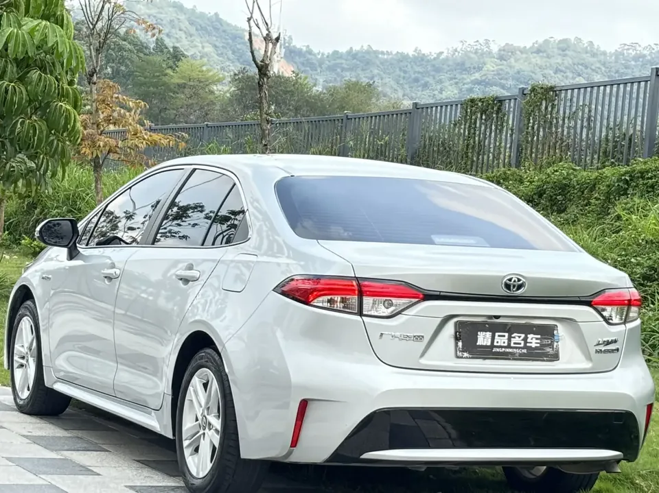 Toyota Levin Lei Ling 2022 2022 Lelink Dual Engine 1.8H E-CVT Luxury Edition 2022 — thumbnail 2