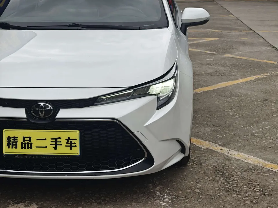 Toyota Levin 2022 Lelink 185T CVT Luxury Edition 2022 — миниатюра 5