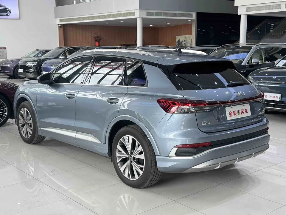 Audi Q4 e-tron Audi Q4 e-tron 2024 40 e-tron Creative Edition 2025 — миниатюра 2