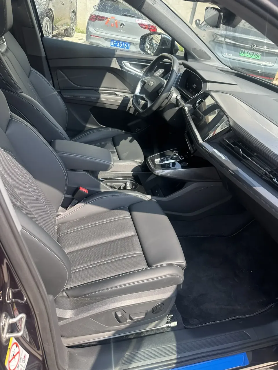Audi Q4 e-tron Audi Q4 e-tron 2024 40 e-tron Creative Edition 2024 — миниатюра 3