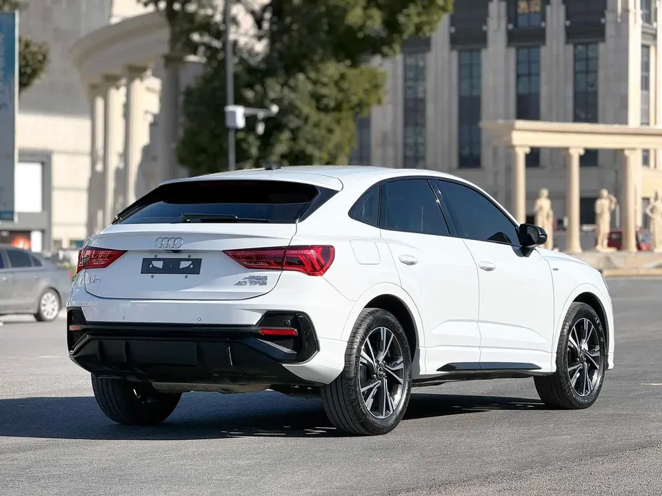 Audi Q3 SPORTBACK Audi Q3 Sportback 2022 40 TFSI RS Kit Burning Speed Type 2022 — миниатюра 5