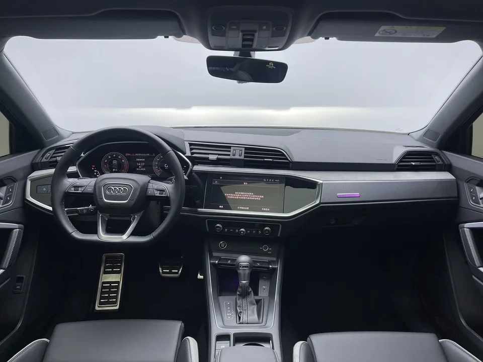 Audi Q3 Audi Q3 2024 35 TFSI Fashion Dynamic Edition 2024 — миниатюра 4