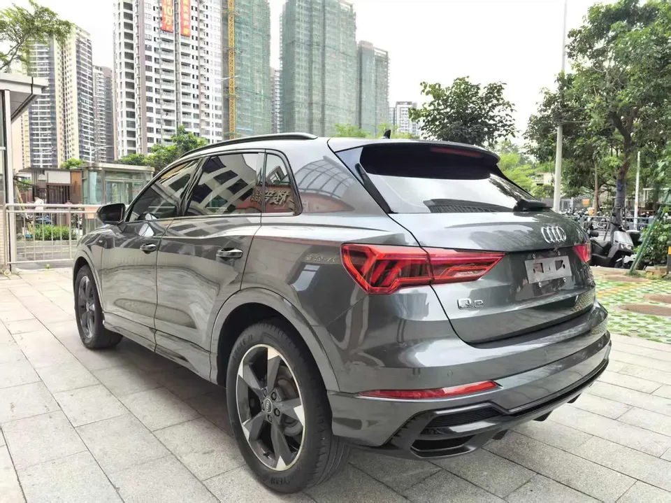 Audi Q3 Audi Q3 2022 35 TFSI Fashionable and Dynamic 2022 — миниатюра 2