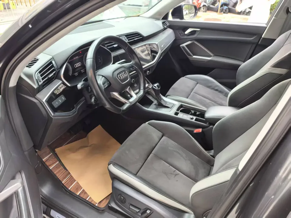 Audi Q3 Audi Q3 2022 35 TFSI Fashionable and Dynamic 2022 — миниатюра 3