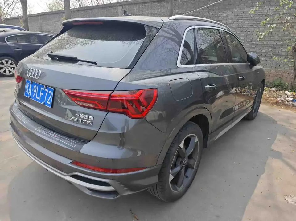 Audi Q3 Audi Q3 2023 35 TFSI Fashionable and Dynamic 2022 — миниатюра 2