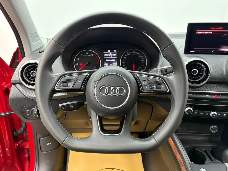 Audi Q2L Audi Q2L 2022 35 TFSI Fashion Dynamic Edition 2022 — миниатюра 4