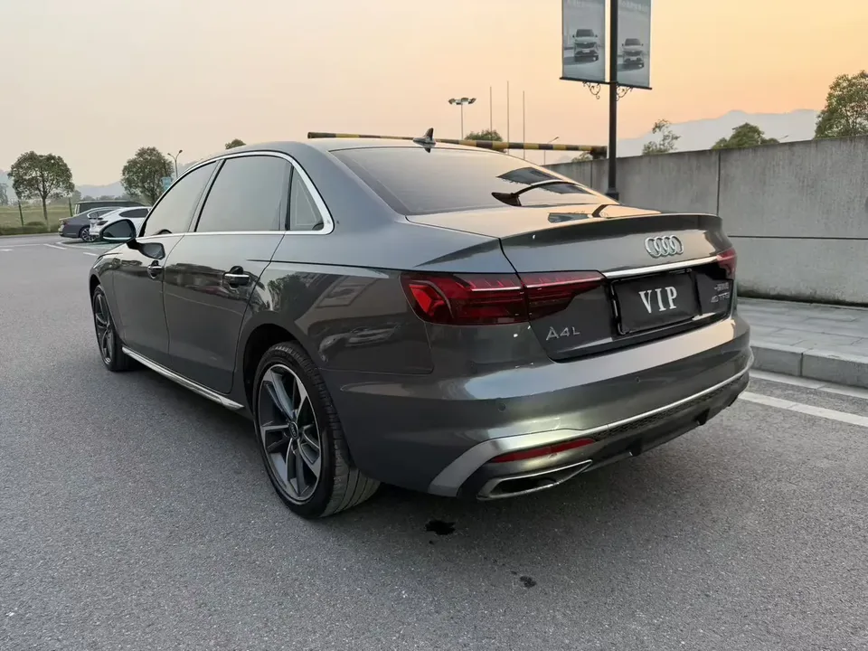 Audi a4 l Audi A4L 2022 40 TFSI Fashion Dynamic Edition 2022 — миниатюра 4