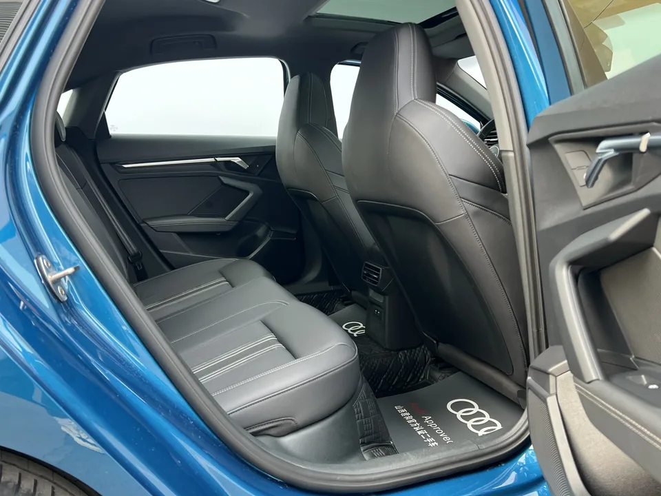 Audi A3 A3L Limousine 35 TFSI Fashion Sports 2022 — миниатюра 5