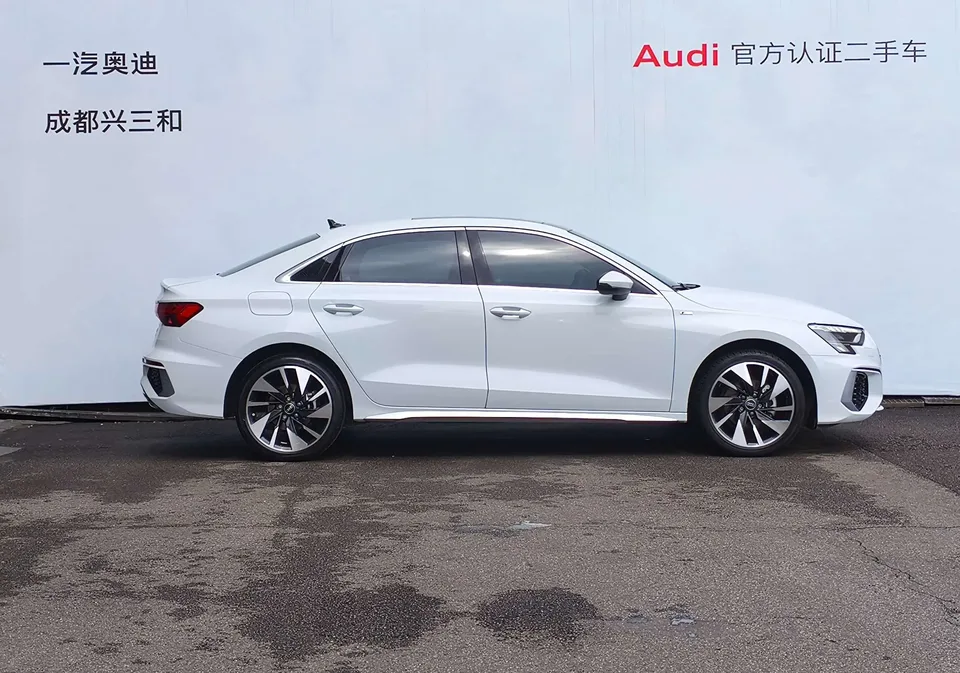 Audi A3 Audi A3 2024 A3L Limousine 35 TFSI Stylish Sports 2024 — thumbnail 2