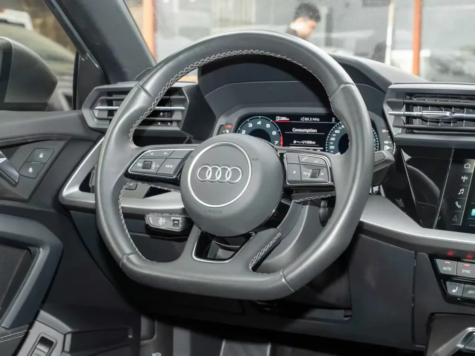 Audi A3 A3L Limousine 35 TFSI Fashion Sports 2023 — миниатюра 5