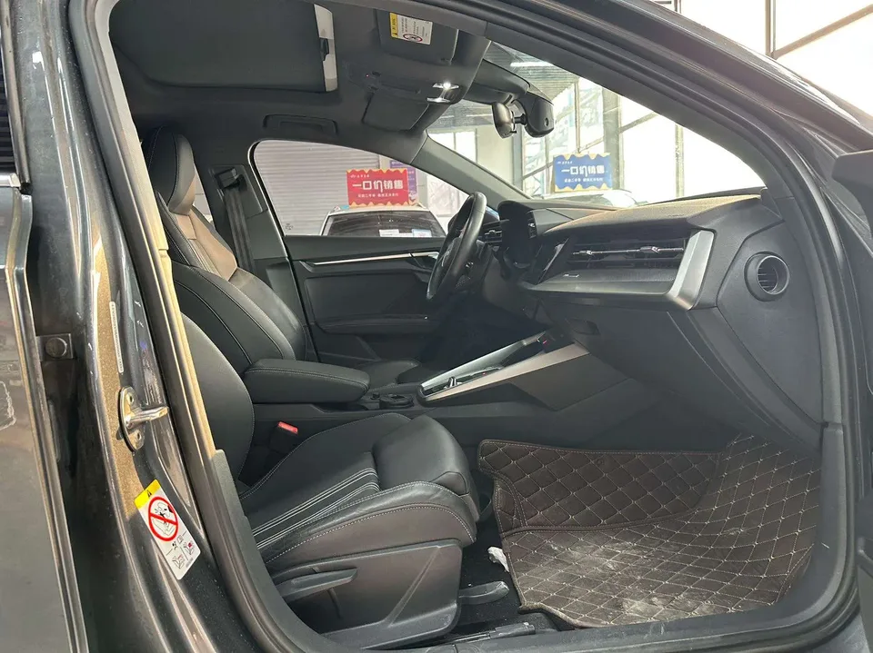 Audi A3 A3 2021 Sportback 35 TFSI stylish and sporty 2022 — thumbnail 3