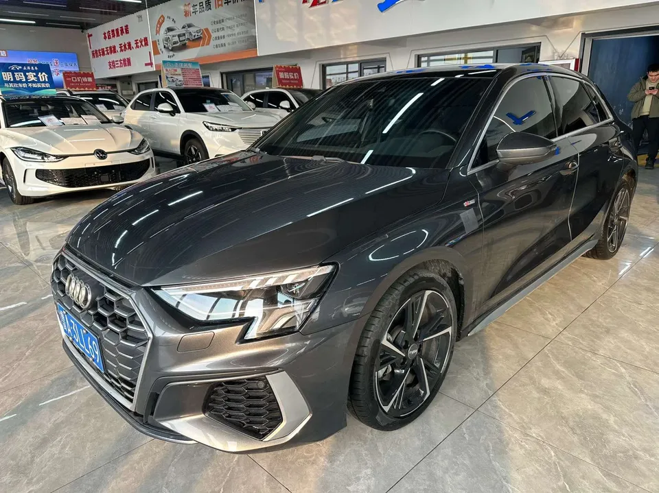 Audi A3 A3 2021 Sportback 35 TFSI stylish and sporty 2022 — photo 1, buy with delivery to Moscow