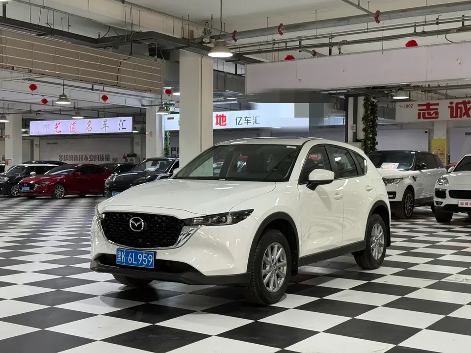 Mazda CX-5 2025