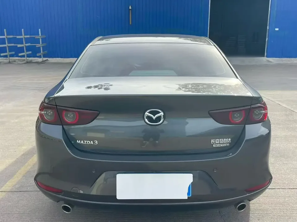 Mazda Axela Mazda3 2023 2.0L Automatic Premium Edition 2024 — thumbnail 2