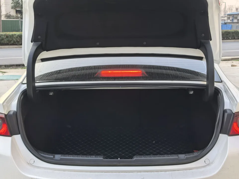 Mazda Axela Mazda3 2023 2.0L Automatic Elegant Edition 2023 — thumbnail 4