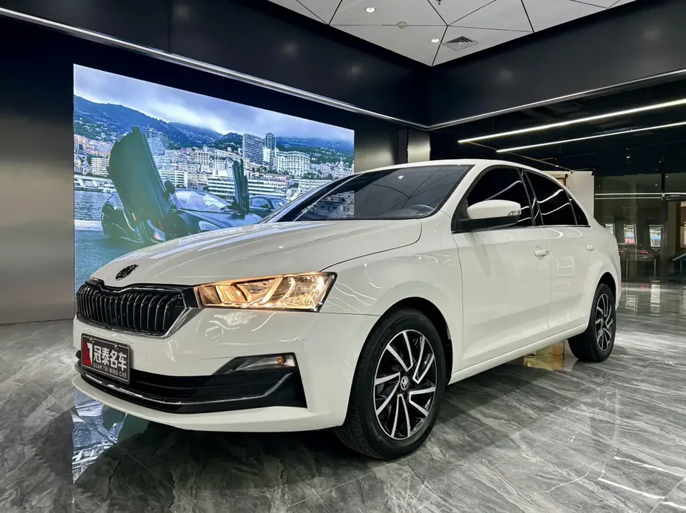 Skoda Xin Rui Xin Rui 2022 1.5L Automatic Comfort Edition 2022 — photo 1, buy with delivery to Moscow