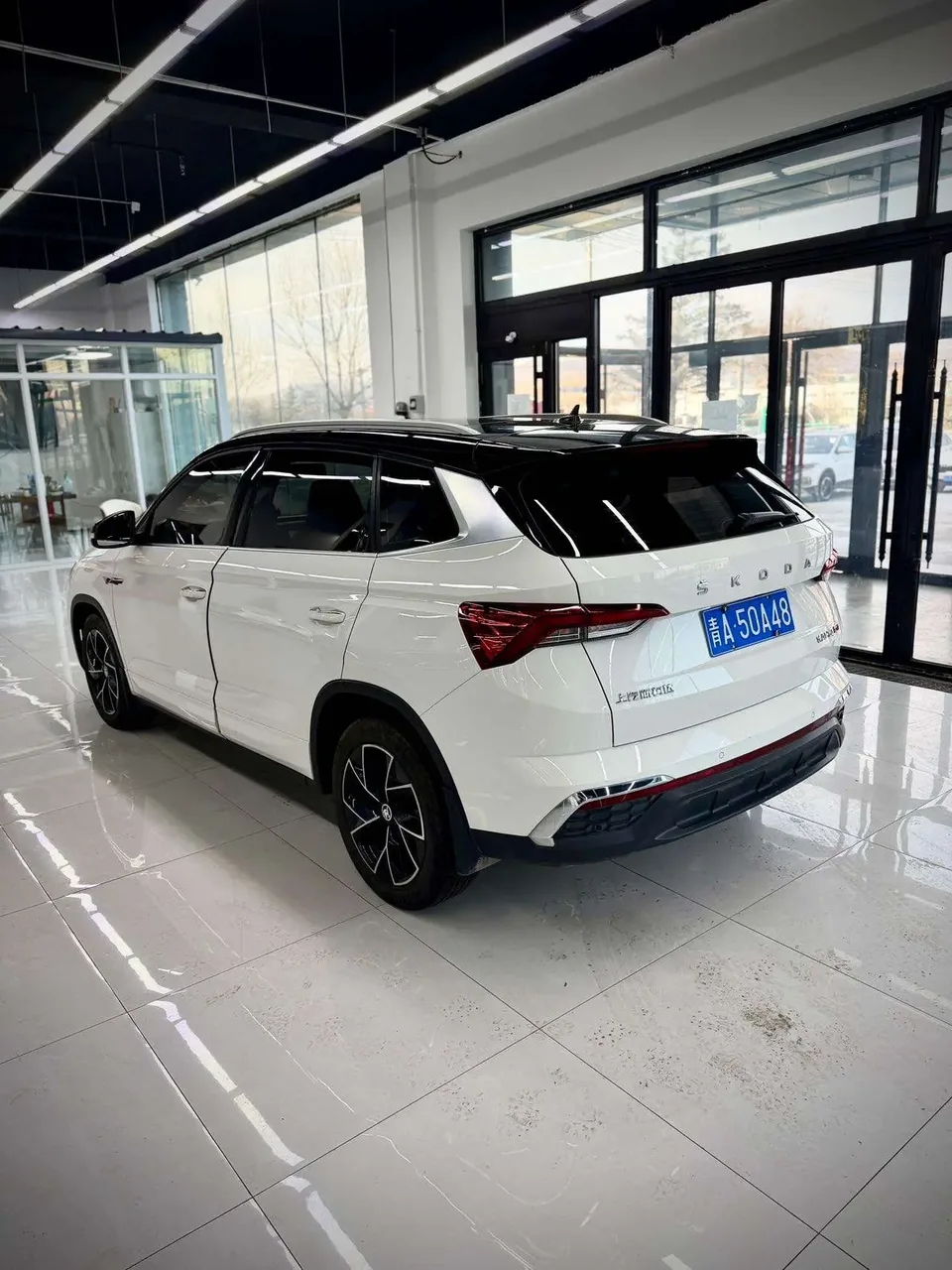 Skoda Kamiq facelift 1.5L automatic premium version 2022 — миниатюра 2