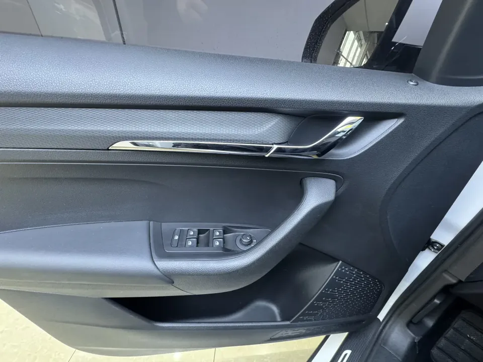 Skoda Comek 1.5L automatic comfort version 2022 — миниатюра 3