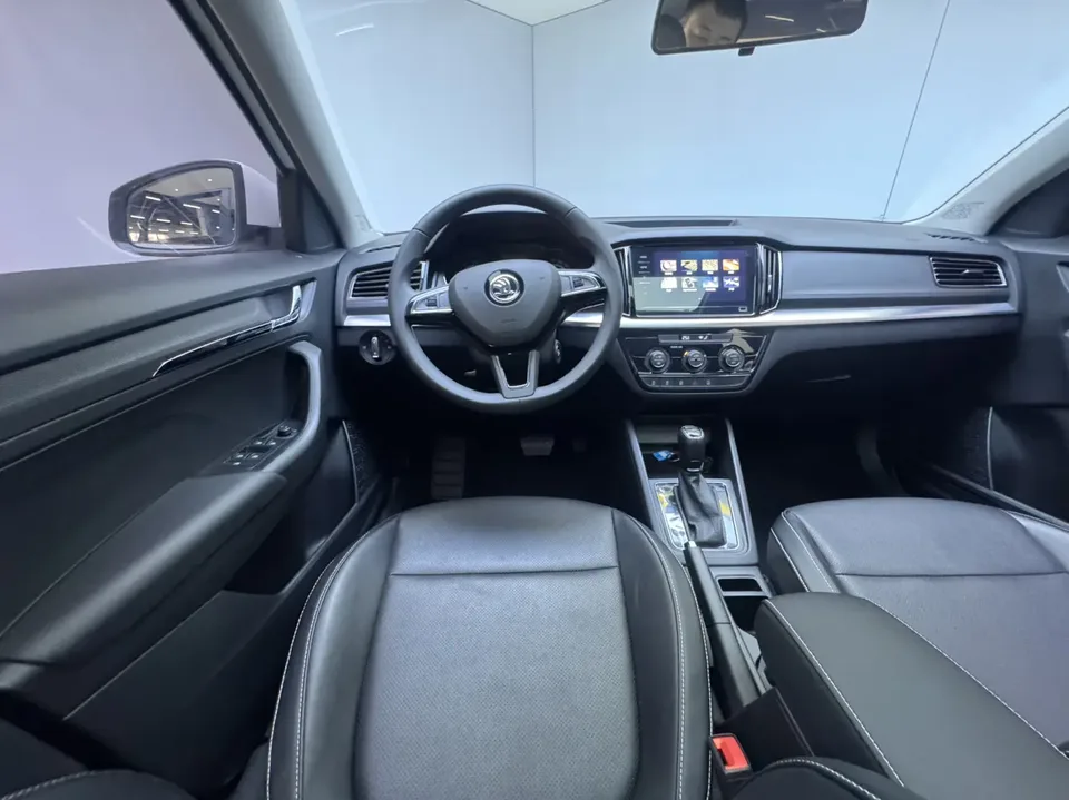 Skoda Comek 1.5L automatic comfort version 2022 — миниатюра 5