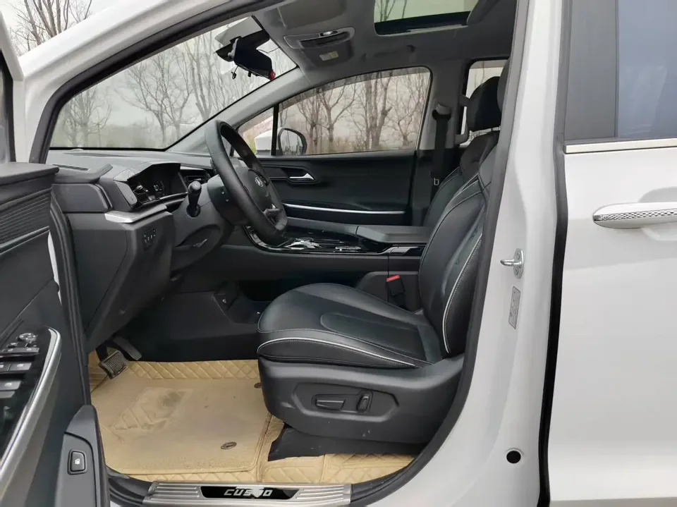Hyundai Kustu 270TGDi Smart Love Flagship Edition TOP 2024 — миниатюра 4