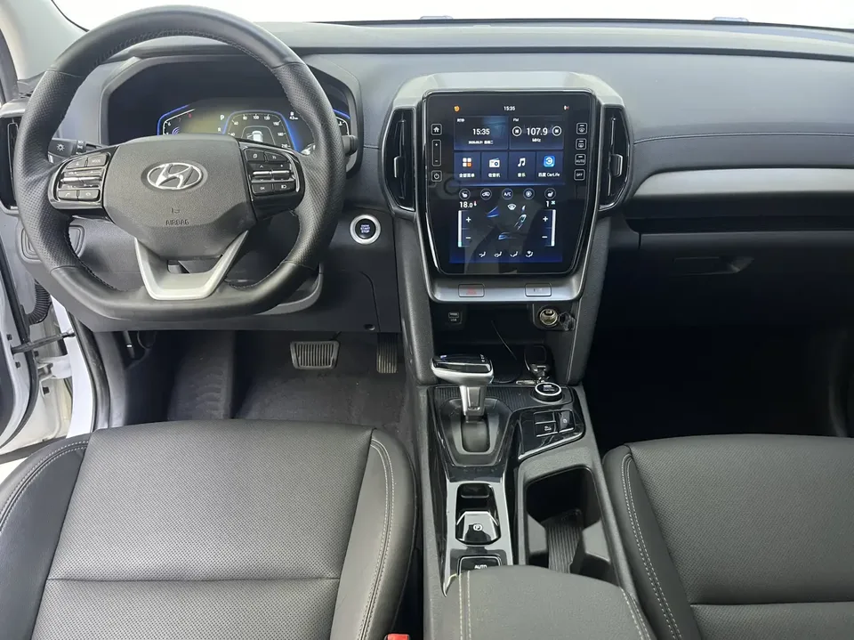 Hyundai ix35 Hyundai ix35 2021 240T GDi DCT 2WD Leading Edition GLS 2022 — миниатюра 3