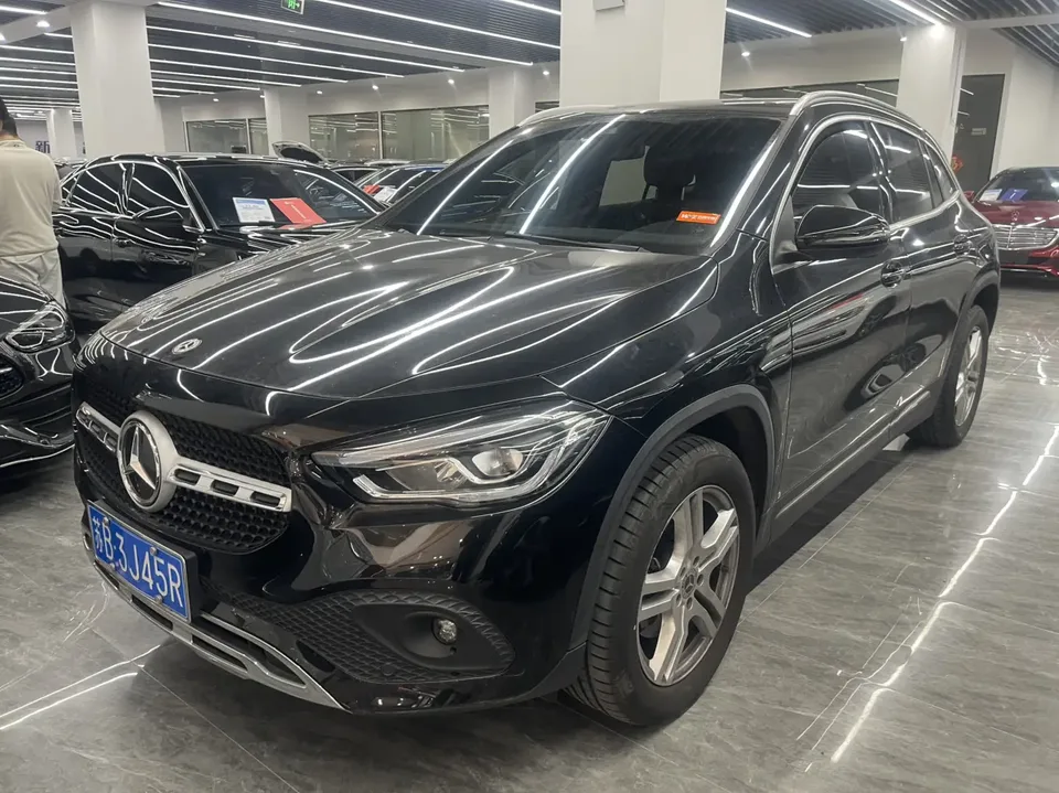 Mercedes-Benz GLA 2023